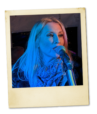Nadie Keating on vocals